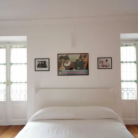 Quiete E Charme Con Posto Auto In Centro Citta! Lägenhet *