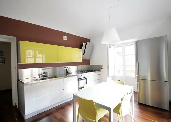 Apartment Quiete E Charme Con Posto Auto In Centro Citta!